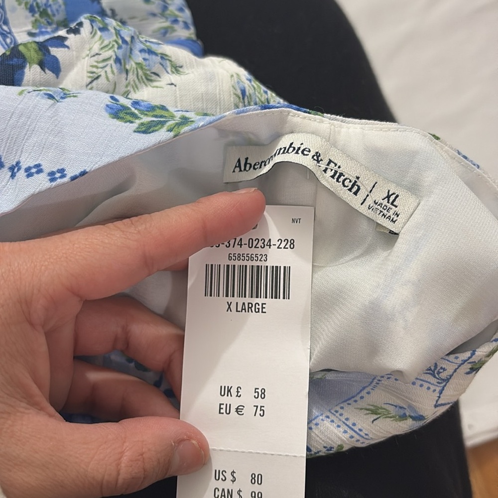 Abercrombie & Fitch Blue and White Floral Patchwork Mini Dress - Picture 6 of 9